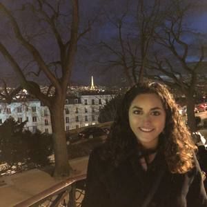 Meet your Posher, Carolina